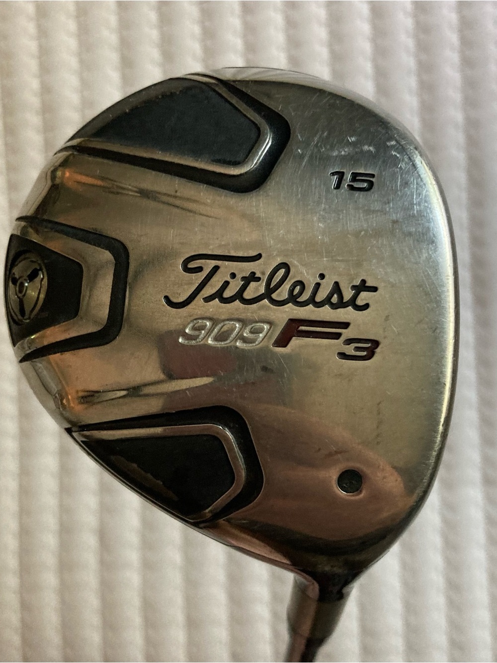 Titleist 909 F3 Fairway 15° 3 Wood Aldila VooDoo FW-S Stiff Right Handed RH